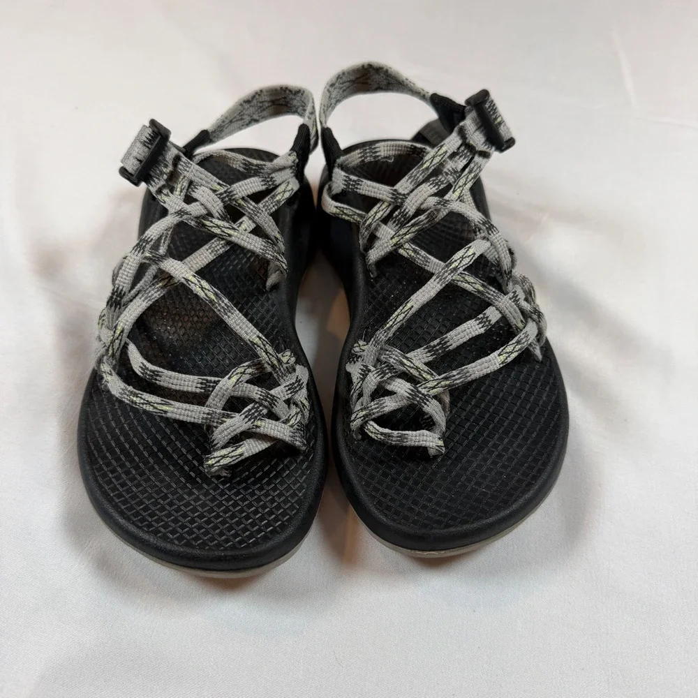 Chaco Z Cloud X2 Sandals Womens 6 Black Grey Strappy Toe Loop Hiking Outdoors